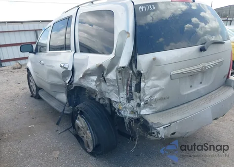 2007 Chrysler Aspen Limited из США, поврежденный, VIN 1A8HX58P17F531818